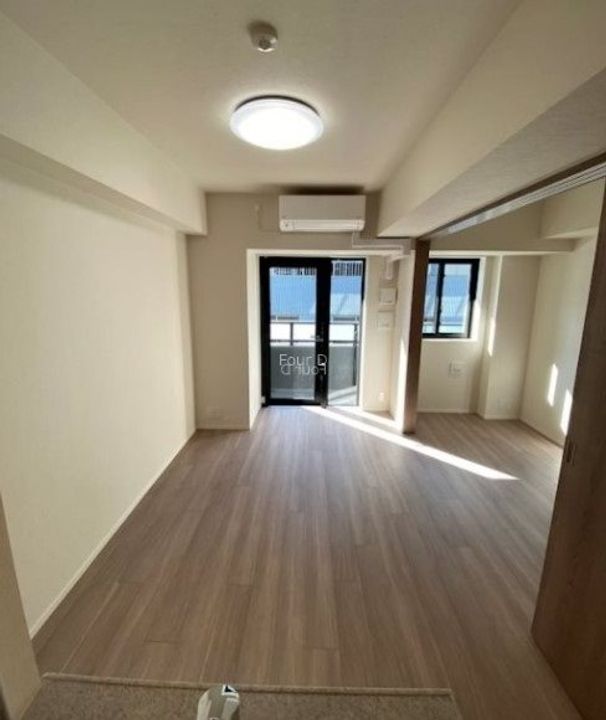 グランリビオ芝大門の居間