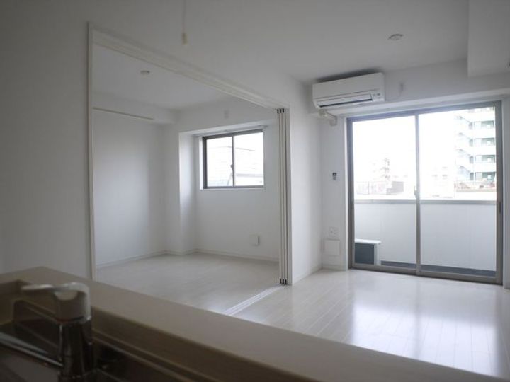 エステ浅草壱番館の内装