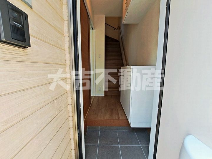 岡山県岡山市北区西辛川(一戸建)の賃貸物件の玄関