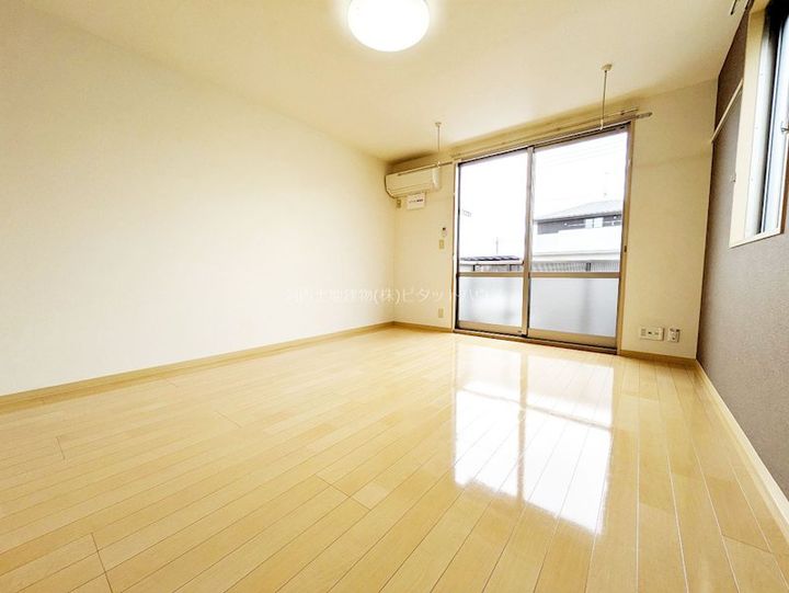 アーバン・コートCの居間