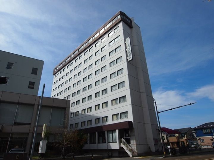 リベルタの周辺