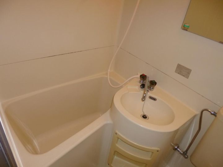 ハイツタケハナの内装