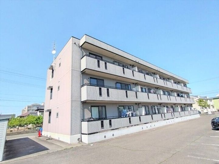 ラルジュメゾンの外観