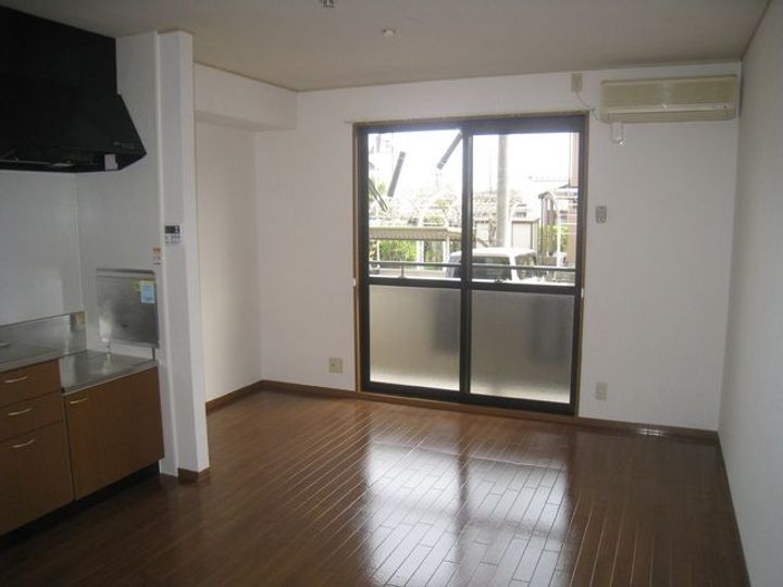 ラルジュメゾンの居間