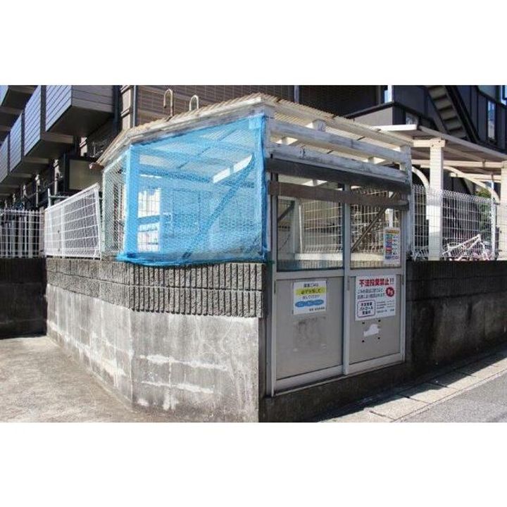 メイプルハイツ弐番館の地図