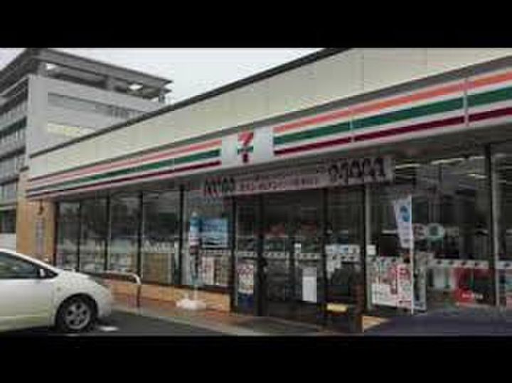 小松日の出ビルの周辺
