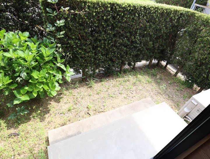 ミレニアム2000Bの内装