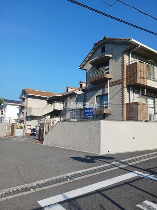 大阪府泉佐野市泉ケ丘4(アパート)の賃貸物件の外観