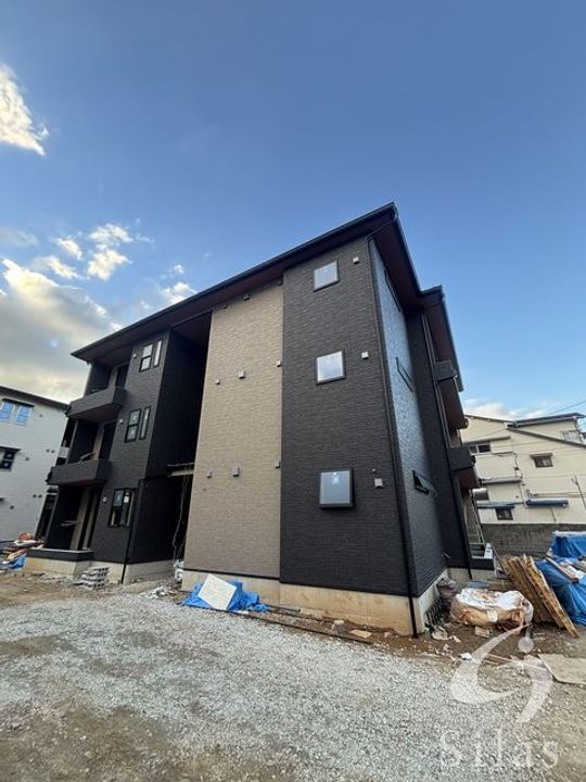 兵庫県川西市中央町(アパート)の賃貸物件の外観