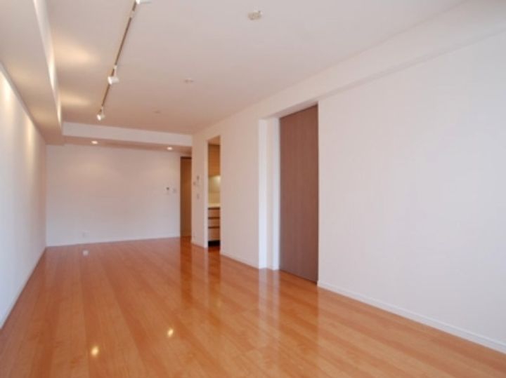 コスモリード南麻布の居間