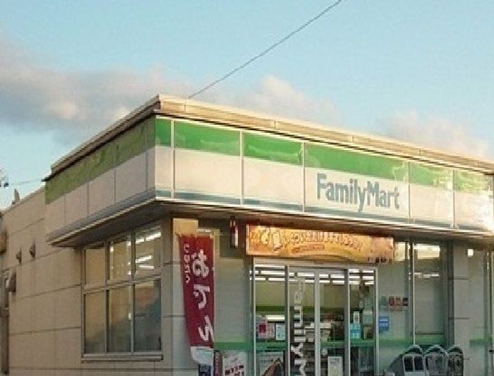 グッディーハウスIの周辺