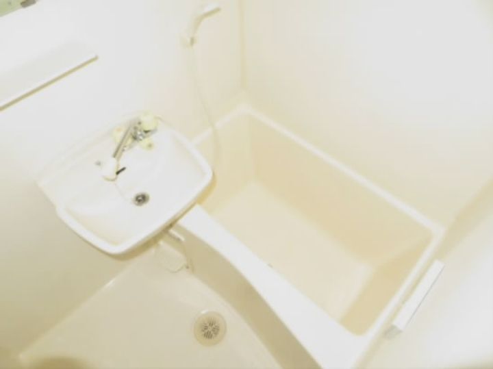 スプルースつつじヶ丘の風呂