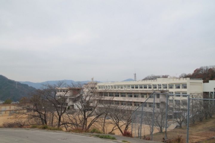 グレイス戸坂 B棟の周辺