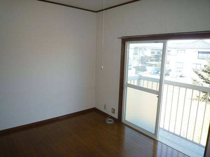 東京都調布市下石原3(アパート)の賃貸物件の居間