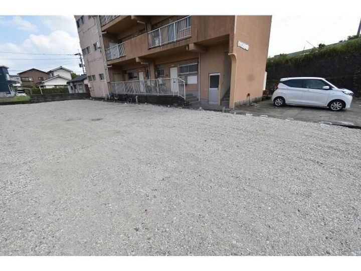 サープラス IIの地図