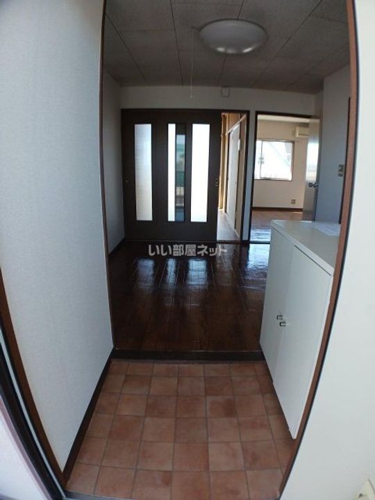 シティーハイツEiの玄関