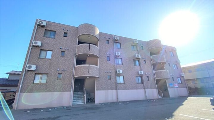 ノール・ドゥの外観