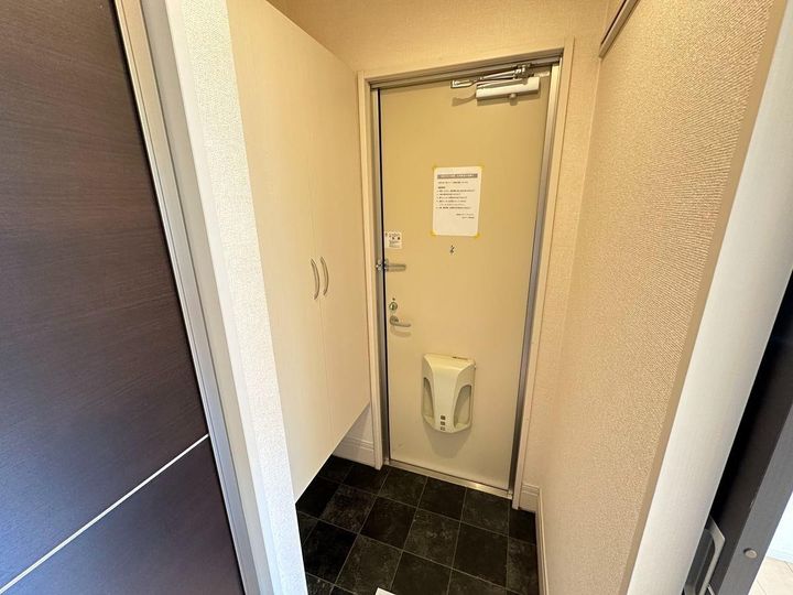 パインハウスIIIの玄関