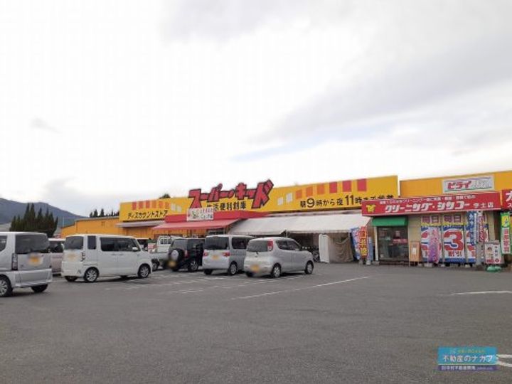 エスパート門内の周辺