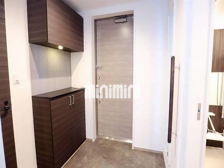 シャーメゾン アクロの玄関