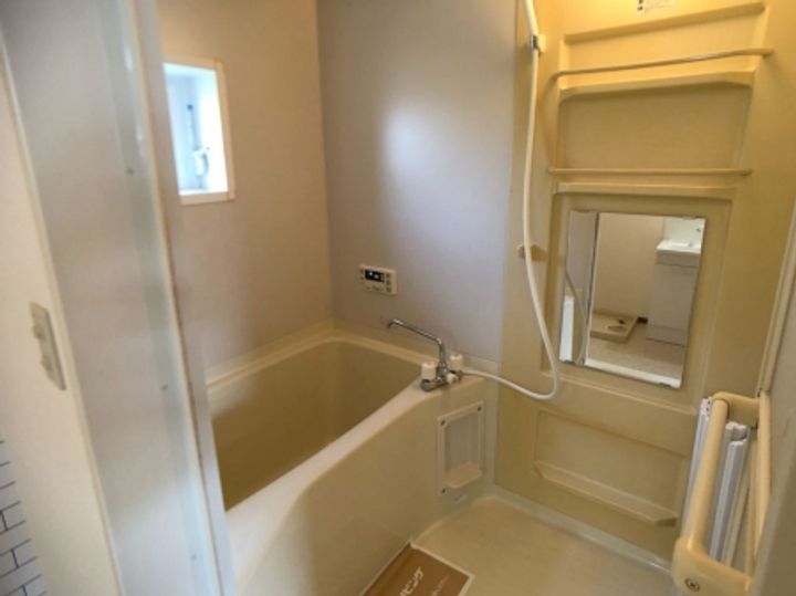 ブォナ・ジョルナータの風呂