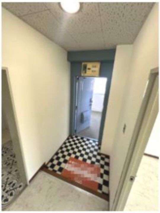 群馬県邑楽郡大泉町住吉(マンション)の賃貸物件の玄関