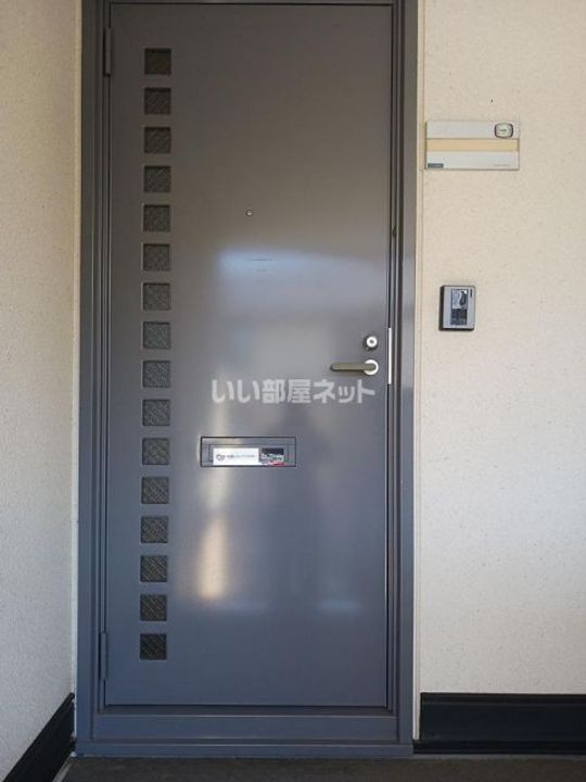 広島県呉市焼山中央6(アパート)の賃貸物件の玄関