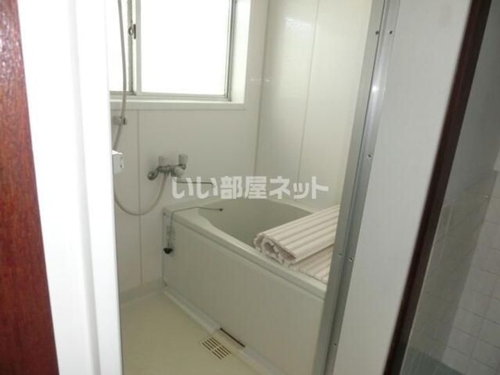 霞コーポの風呂