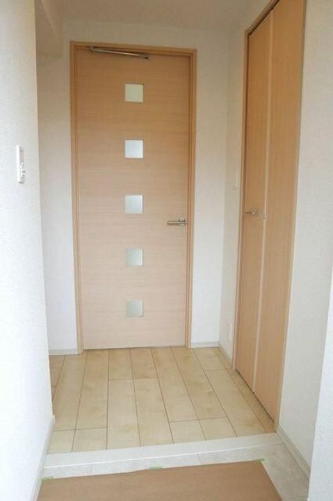 東京都板橋区蓮根3(マンション)の賃貸物件の玄関