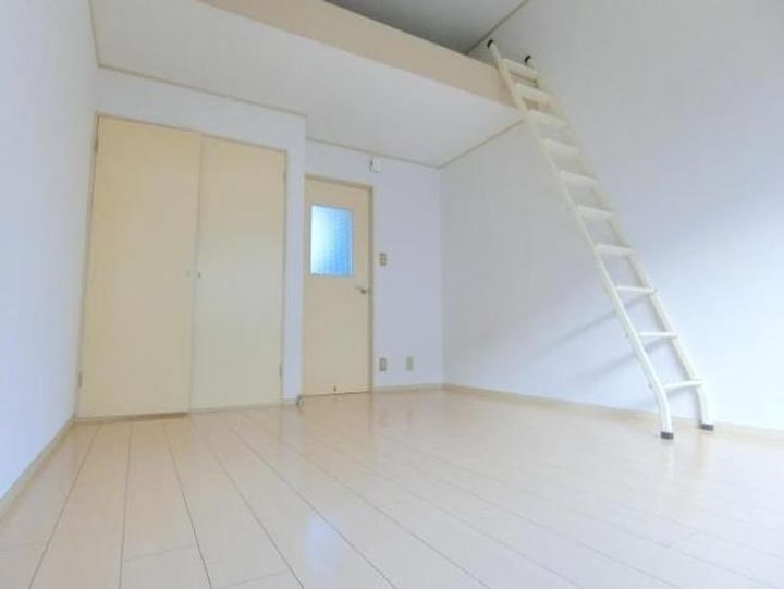 矢崎ハイツの居間