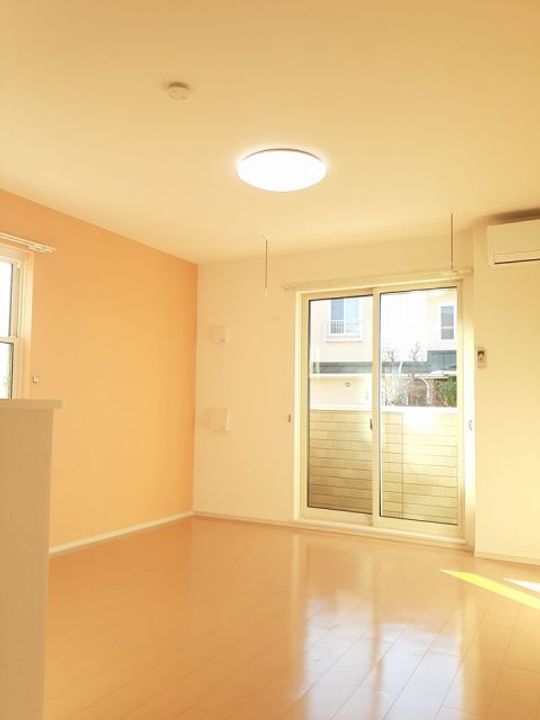 福島県福島市松川町字東長壇(アパート)の賃貸物件の居間