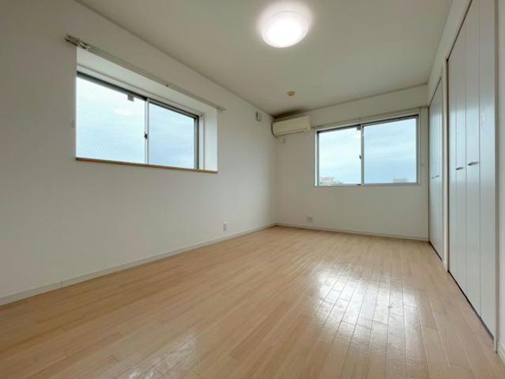 静岡県浜松市中央区鴨江4(一戸建)の賃貸物件の居間