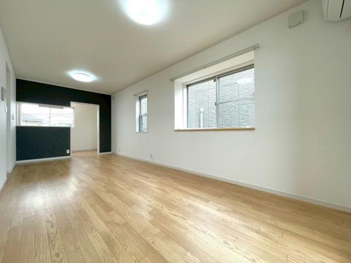 静岡県浜松市中央区鴨江4(一戸建)の賃貸物件の居間