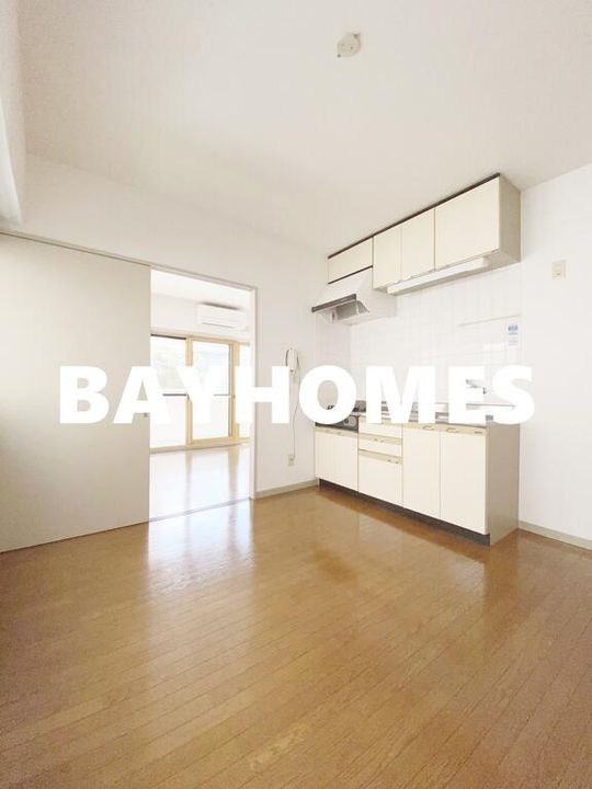 神奈川県横浜市中区山下町(マンション)の賃貸物件の居間