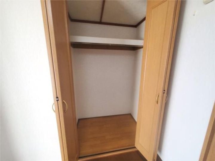 第1白王ハイツの内装