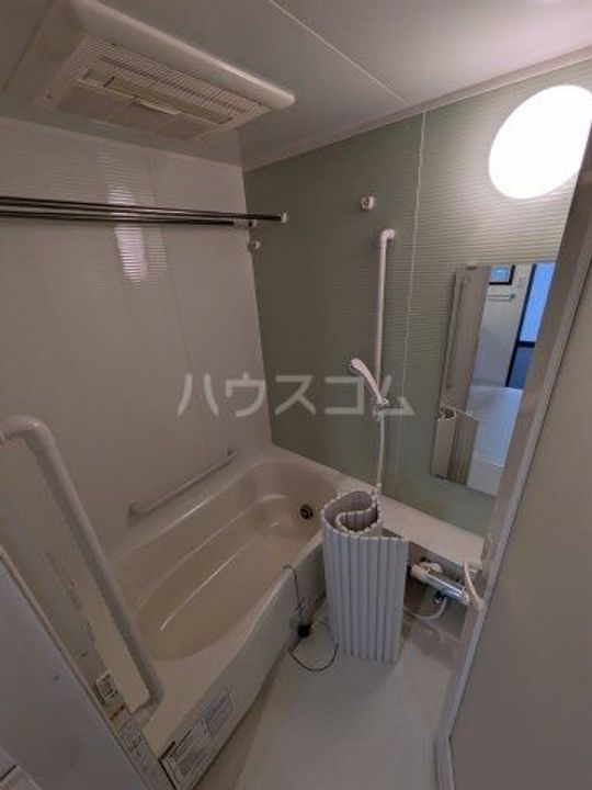 コンフォール室町六角の風呂