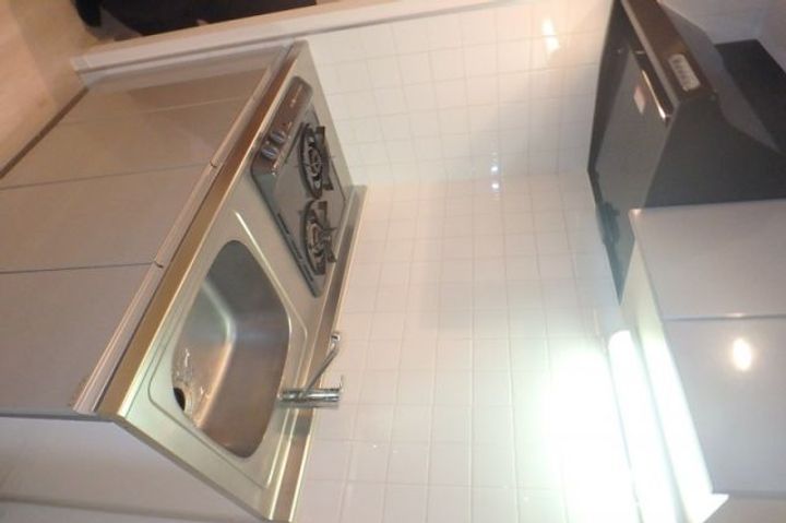 ドゥーエ新川のキッチン