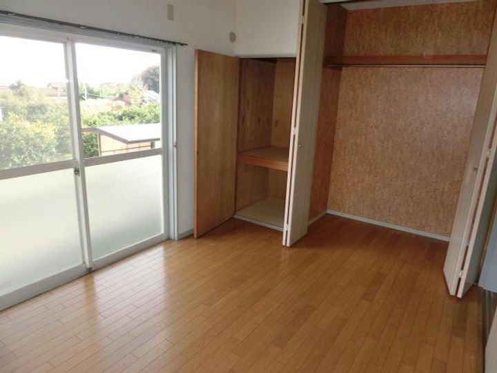 山口県岩国市青木町2(アパート)の賃貸物件の居間