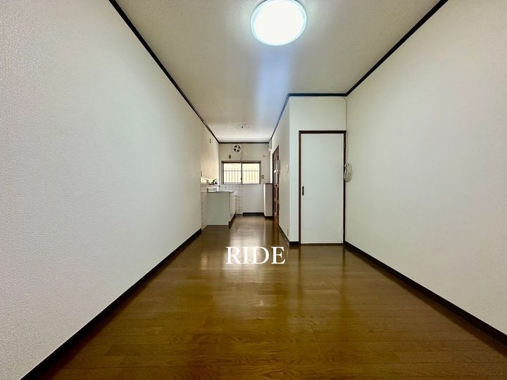 大阪府堺市西区浜寺石津町東4(一戸建)の賃貸物件の居間