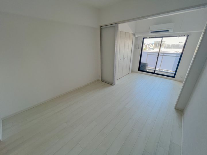 S-RESIDENCE天満町barkの居間