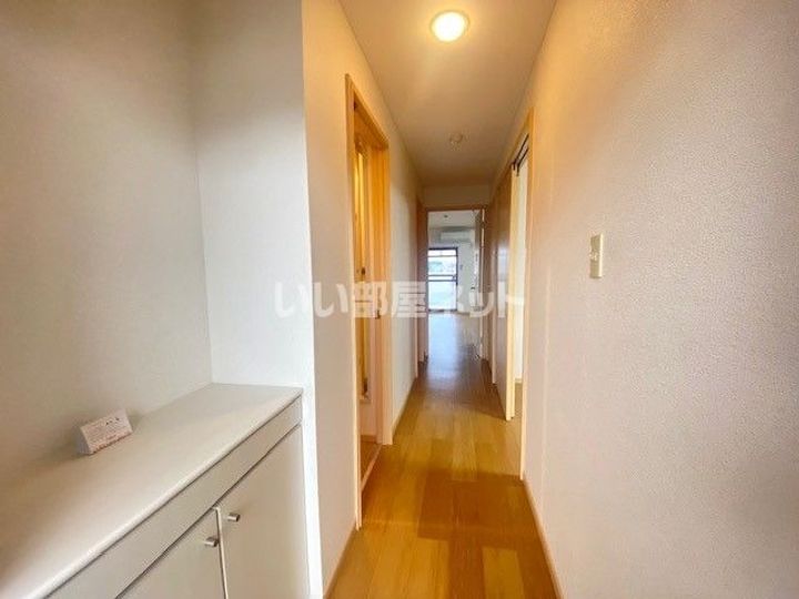 茨城県日立市川尻町6(マンション)の賃貸物件の玄関