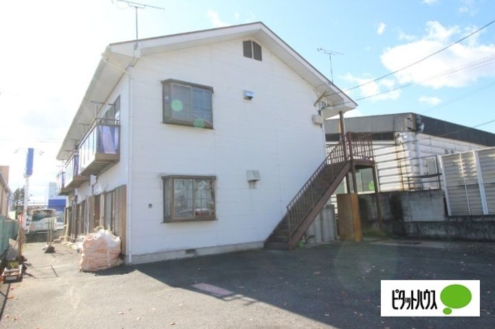 ニューハイツグランドールの外観