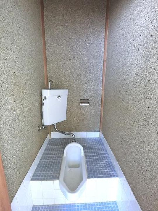 稲村アパートの内装