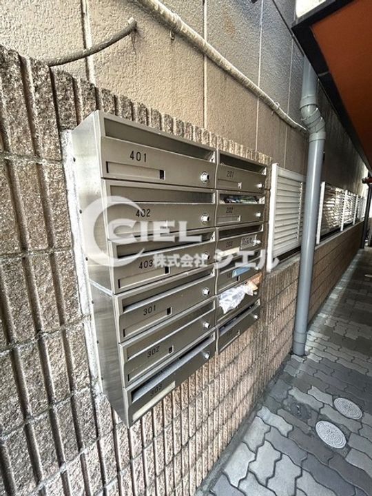 イーストフローラ東長崎の地図