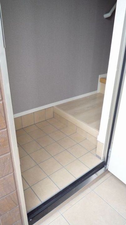 ソレイル カルムの玄関