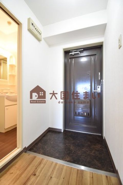 エルフェプラザの玄関