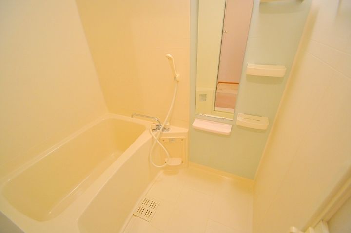 フィオーレ プレッソの風呂