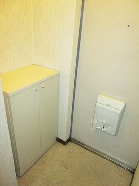 ジュネアル赤穂の玄関