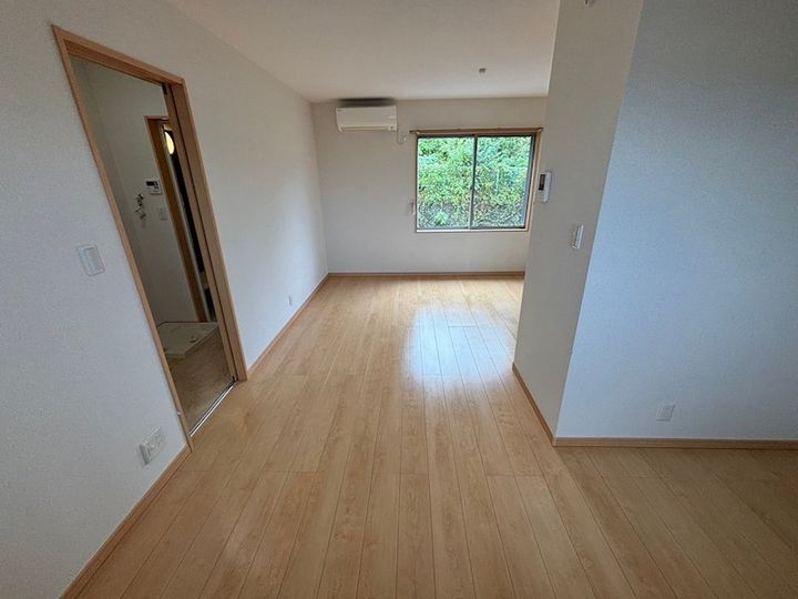 神奈川県小田原市府川(アパート)の賃貸物件の居間