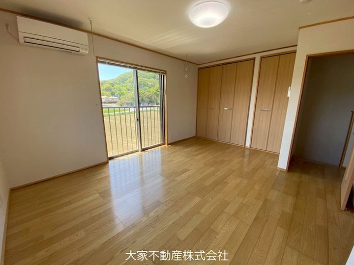 ハイツ飯盛の居間